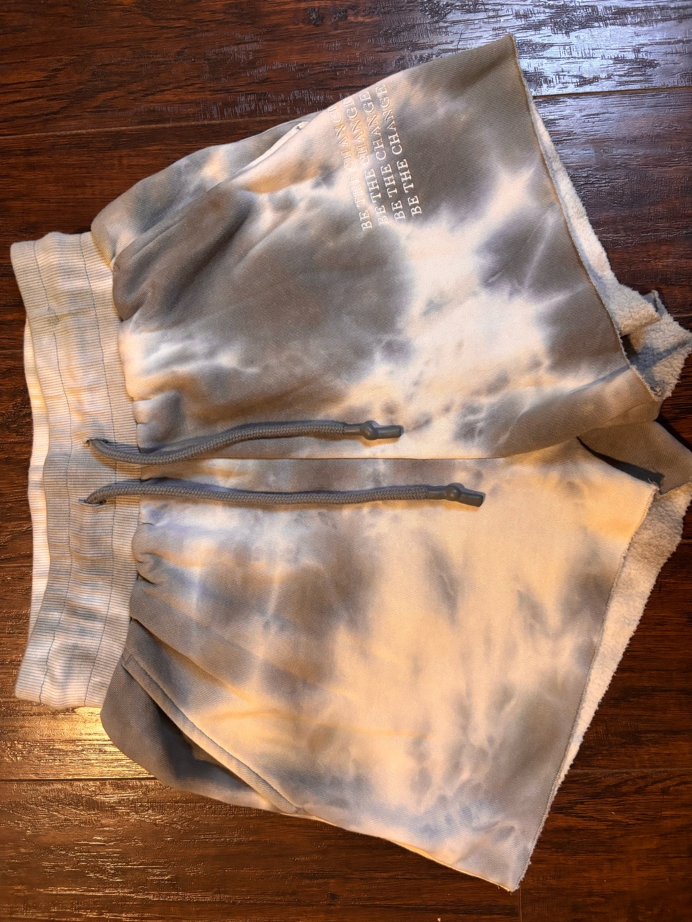 Vitality (Balance) Athletica Women’s Tie-Dye Gray & Cream Athletic Shorts
